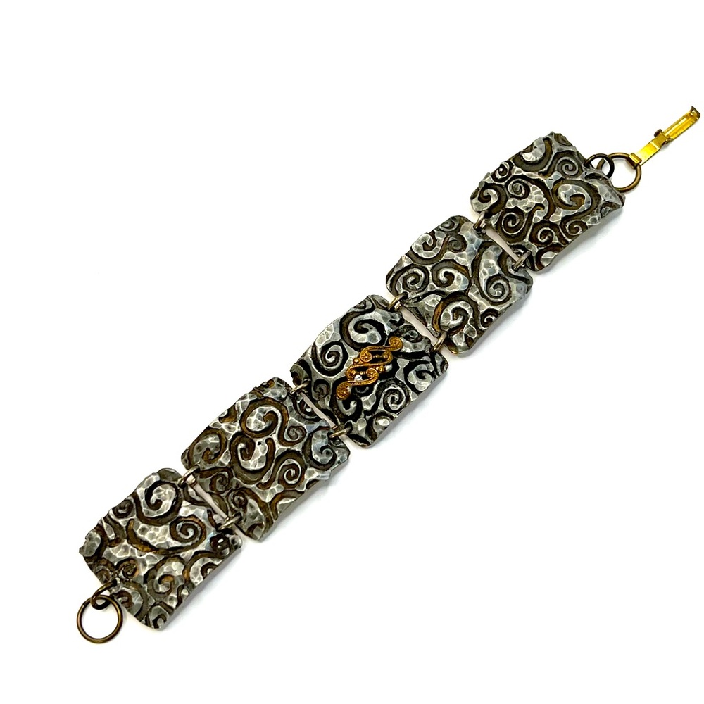 Vintage Swirl Embossed Panel Bracelet